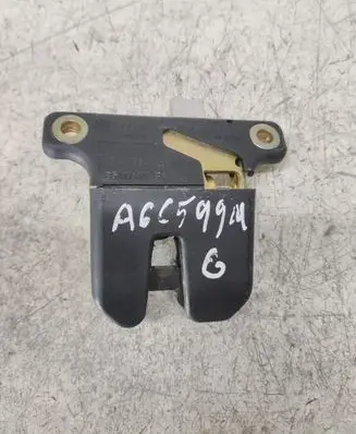 Audi A6 S6 C5 4B Tailgate/trunk/boot lock/catch/latch