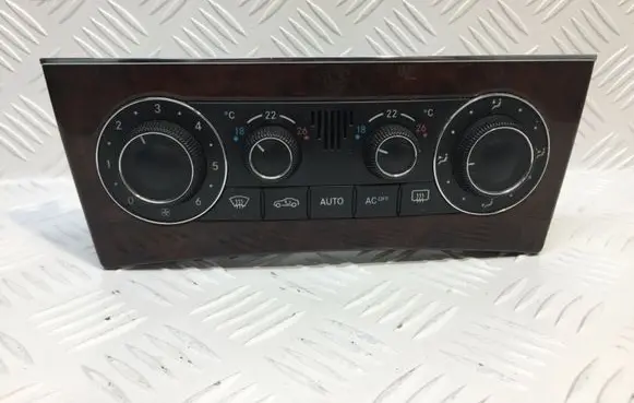 Mercedes-Benz C W203 Climate control unit A2038303085