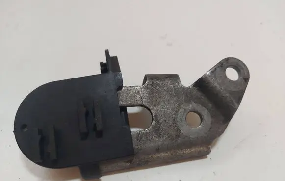 Mercedes-Benz C W204 Engine mounting bracket A6512230841