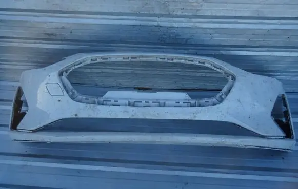 Ford Focus Front bumper 776578765434567F