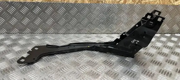 Mini One - Cooper F56 F55 Headlight/headlamp mounting bracket 7307873 730787316 13824310