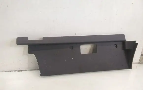 Volvo XC90 Dashboard lower bottom trim panel 