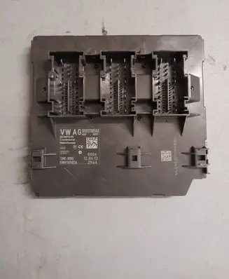 Volkswagen Caddy Comfort/convenience module 5K0937085AA