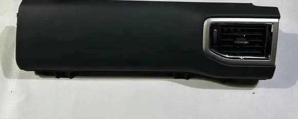 Nissan Titan Dashboard trim 68134ez00a