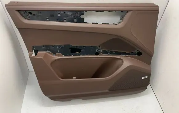 Porsche Cayenne (9Y0 9Y3) Front door card panel trim