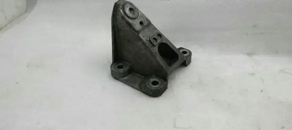 Jaguar XK - XKR Engine mounting bracket C2P5731