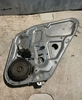 Hyundai Sonata Rear window lifting mechanism without motor 2600514