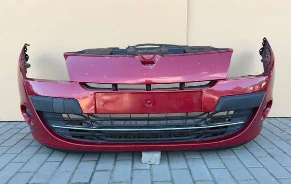 Renault Megane III Front bumper 