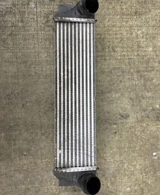 BMW 5 F10 F11 Intercooler radiator 1751780562906