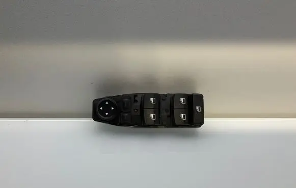 BMW 3 F30 F35 F31 Electric window control switch 9208111 L20124 280512