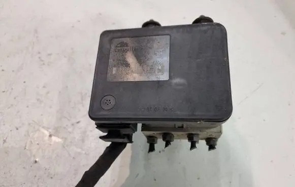 Volkswagen Touran I ABS Pump 1K0907379AC