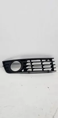 Audi A4 S4 B6 8E 8H Front fog light trim/grill 8E0807682 0010111840420