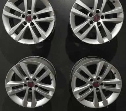 Fiat Croma R16 alloy rim 735446176
