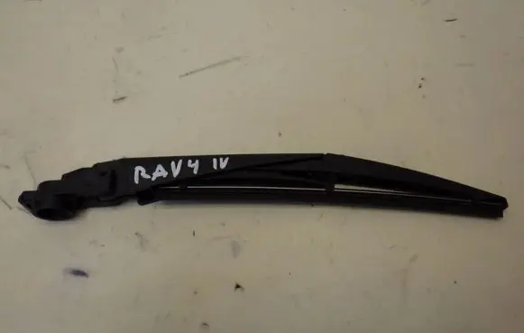 Toyota RAV 4 (XA40) Rear wiper blade arm