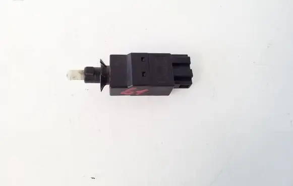 Mercedes-Benz E W211 Brake pedal sensor switch 0015454009