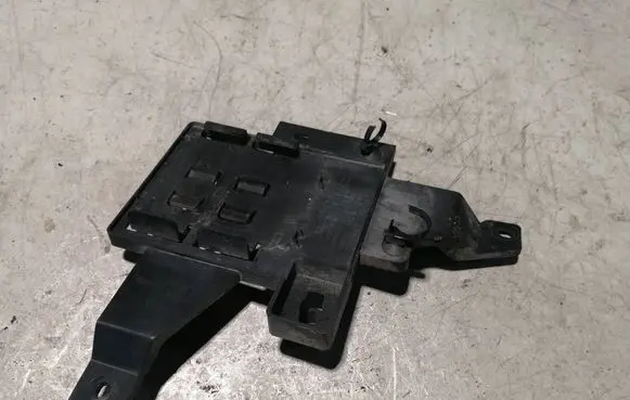 Buick Encore GX I Engine control unit holder 60004482