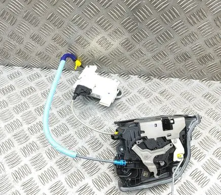BMW XM Coupe door lock (next to the handle) 7477699 5A67673