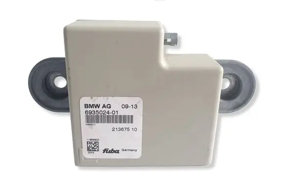 BMW X3 F25 Aerial antenna amplifier 6935024