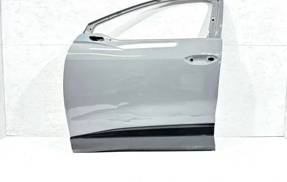 Audi Q4 Sportback e-tron Front door 89A331311