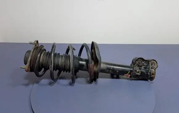 Hyundai i40 Front shock absorber with coil spring