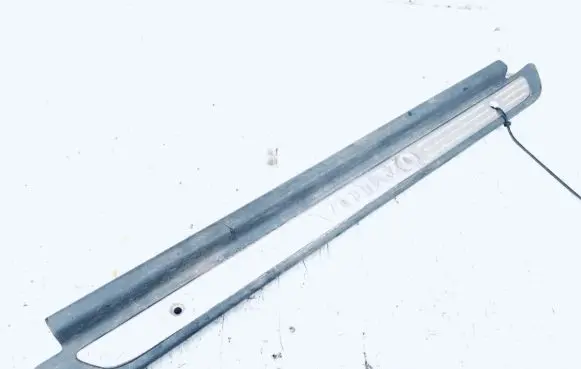 Volvo S40, V40 Front sill trim cover 30818429 30818425