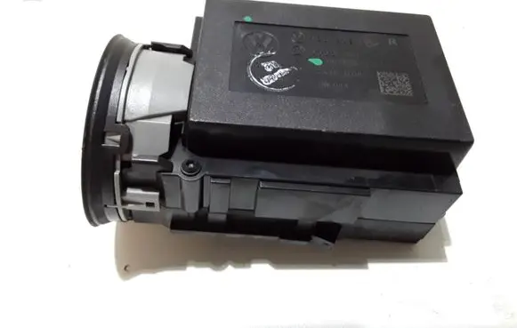 Volkswagen PASSAT B6 Ignition lock 3C0905843R
