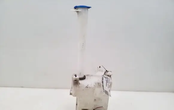 KIA Sorento Windshield washer fluid reservoir/tank 986103E000