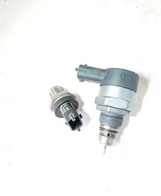 Volvo XC90 Fuel main line pipe 31216662 21668469 0281002712