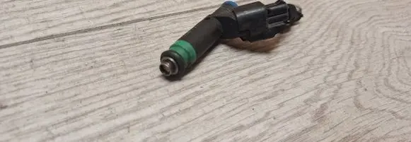 Jeep Grand Cherokee (WK) Fuel injector 53032704ab
