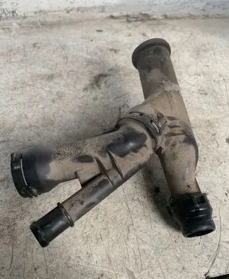 Skoda Karoq Engine coolant pipe/hose 04l121026