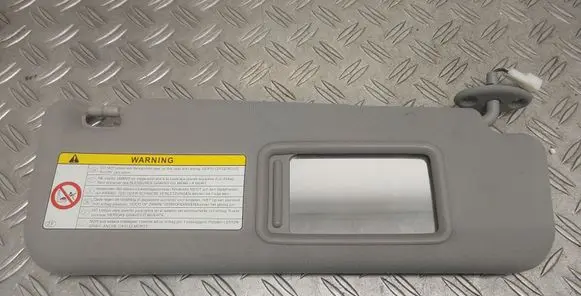 Sun visor