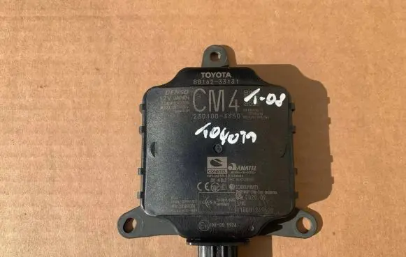 Toyota Camry VIII XV70 Blind spot module 8816233131