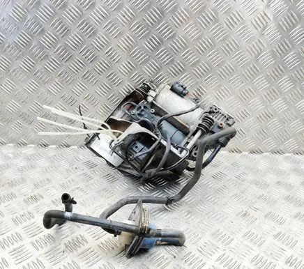 Mercedes-Benz S C217 Air suspension compressor/pump A0993200104 A2223200604