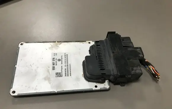 Volkswagen Golf VII Engine control unit/module 5Q0907376