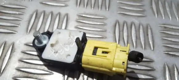 Lexus IS 220D-250-350 Airbag deployment crash/impact sensor 8983102020 89831-02020