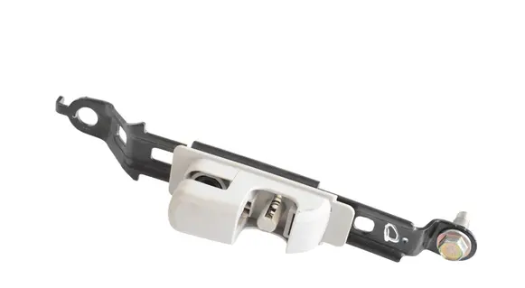 Nissan X-Trail T32 Seat belt height adjuster 
