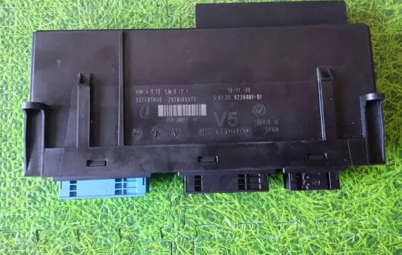 BMW 7 F01 F02 F03 F04 Comfort/convenience module 9226901 532487R49 2926105572