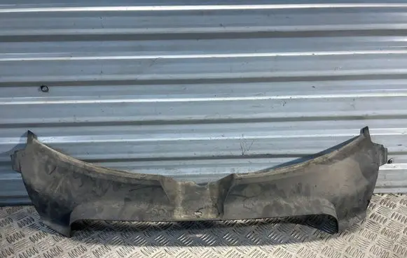 Audi A6 S6 C6 4F Radiator trim 4F0807081