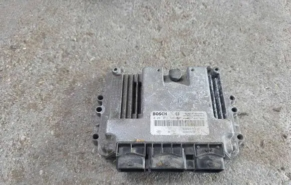 Renault Laguna II Engine control unit/module 0281011723