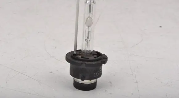Ford Focus Xenon bulb