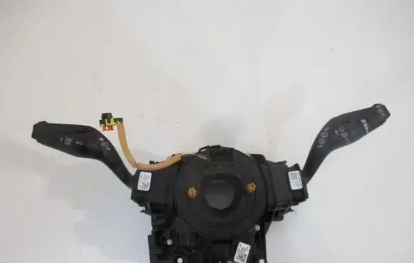 Ford Mondeo MK V Wiper turn signal indicator stalk/switch EQ9T14A664CAW