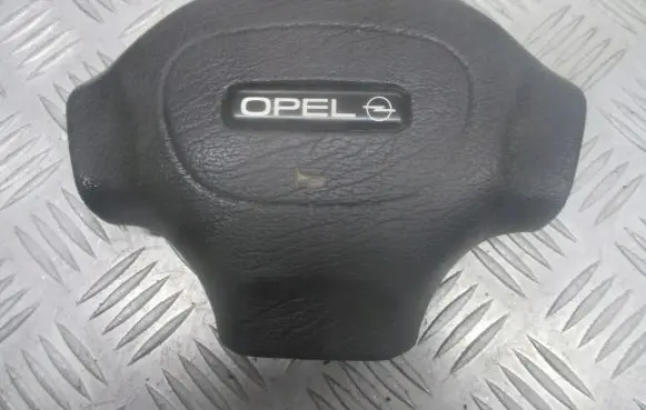 Opel Monterey Steering wheel airbag cover 