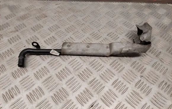 Audi Q7 4M Engine coolant pipe/hose 06E121044AB