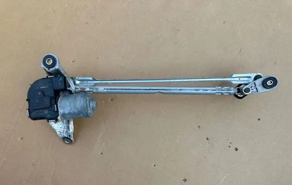 Audi Q3 F3 Front wiper linkage and motor 83B955023A 83B955119