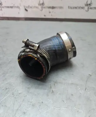 Intercooler hose/pipe
