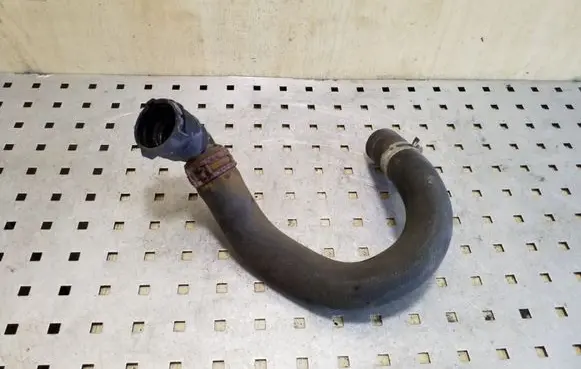 Honda CR-V Engine coolant pipe/hose