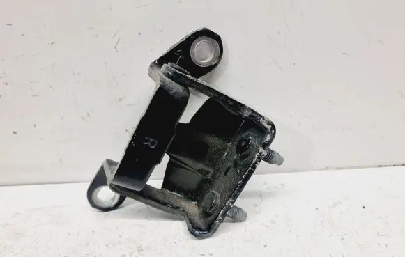 Renault Koleos II Rear door upper hinge 824005HA0A