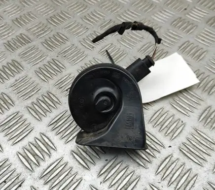 Volkswagen PASSAT B8 Horn signal 3Q0951221