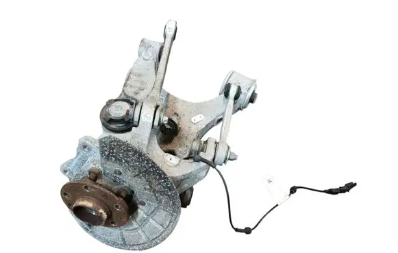 Rear wheel hub spindle/knuckle