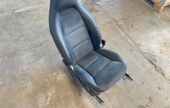 Mercedes-Benz CLA C117 X117 W117 Front passenger seat